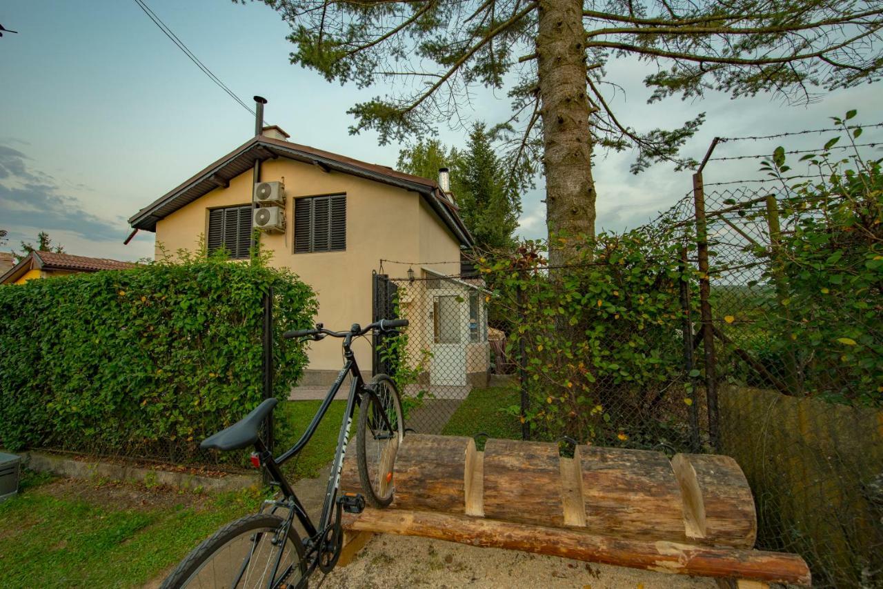 Nikolovo Вила Теkето I Vila Teketo Family Guest House מראה חיצוני תמונה